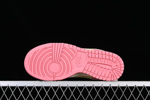 DUNK LOW GS STRAWBERRY PEACH YELLOW_PINK
