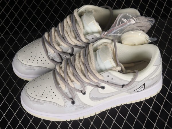 DUNK LOW RETRO COCONUT MILK VIBE WHITE_GREY