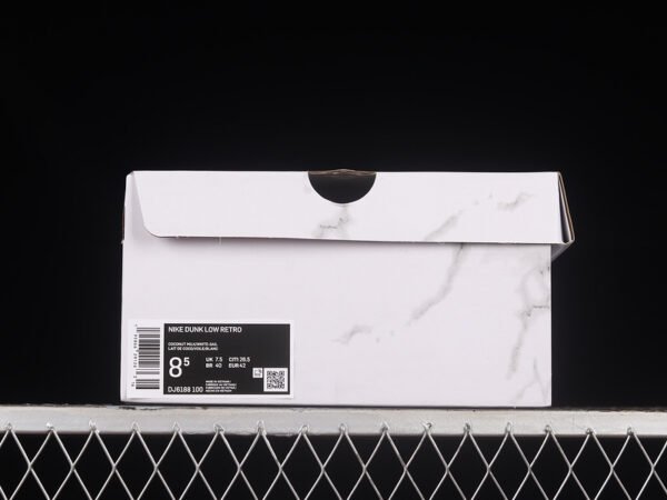 DUNK LOW RETRO COCONUT MILK VIBE WHITE_GREY