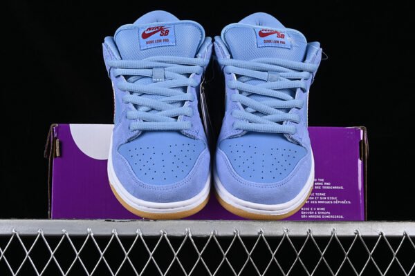 DUNK LOW PREMIUM SB PHILADELPHIA PHILLIES VALOUR BLUE_TEAM MAROON_WHITE_GUM