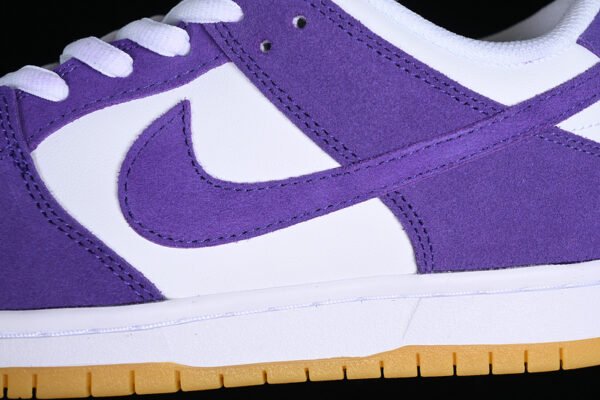DUNK LOW SB COURT PURPLE_COURT PURPLE_WHITE_GUM LIGHT BROWN