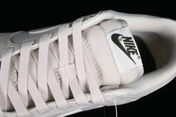 DUNK LOW PREMIUM LIGHT OREWOOD BROWN_SEQUOIA_GUAVA ICE