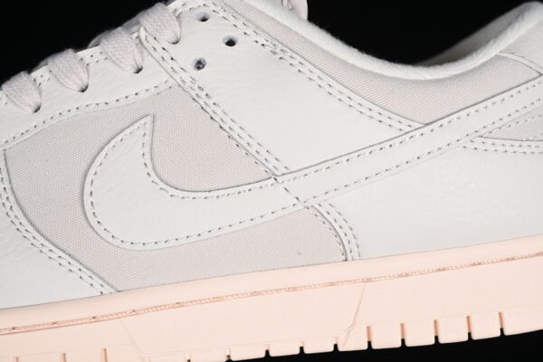 DUNK LOW PREMIUM LIGHT OREWOOD BROWN_SEQUOIA_GUAVA ICE