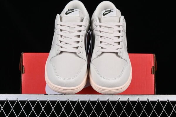 DUNK LOW PREMIUM LIGHT OREWOOD BROWN_SEQUOIA_GUAVA ICE