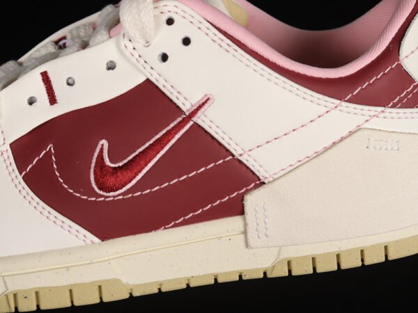 DUNK LOW DISRUPT 2 VALENTINE S DAY TEAM RED_TEAM RED_CASHMERE