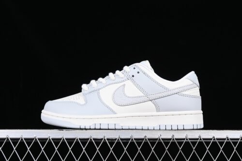 DUNK LOW NEEDLEWORK SAIL_TAWNY_METALLIC SILVER_PHOTON DUST