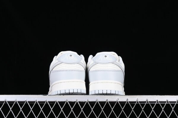 DUNK LOW NEEDLEWORK SAIL_TAWNY_METALLIC SILVER_PHOTON DUST