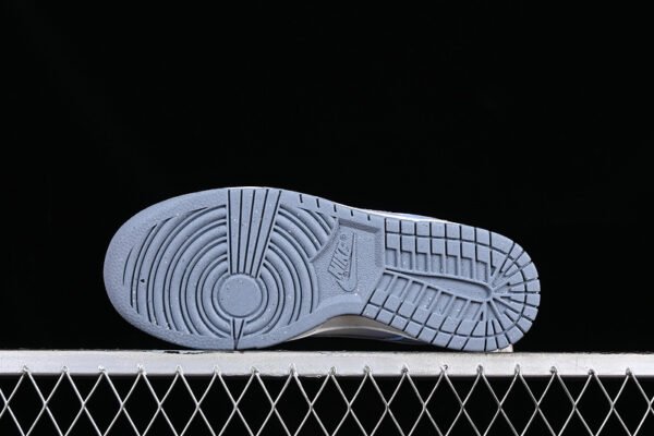 DUNK LOW BLUE AIRBRUSH