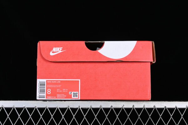 DUNK LOW GS MULTI COLOR PAISLEY WHITE_DIFFUSED BLUE_WHITE_MYSTIC RED