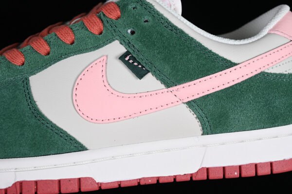 DUNK LOW ALL PETALS UNITED LIGHT BONE_SAIL_FIR GREEN_SAKURA PINK