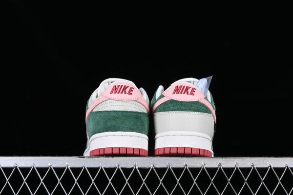 DUNK LOW ALL PETALS UNITED LIGHT BONE_SAIL_FIR GREEN_SAKURA PINK