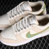 DUNK LOW PALE IVORY_OIL GREEN_WHITE_LASER ORANGE_SANDDRIFT