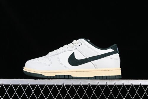 DUNK LOW ATHLETIC DEPARTMENT SAIL_DEEP JUNGLE_COCONUT MILK_WHITE