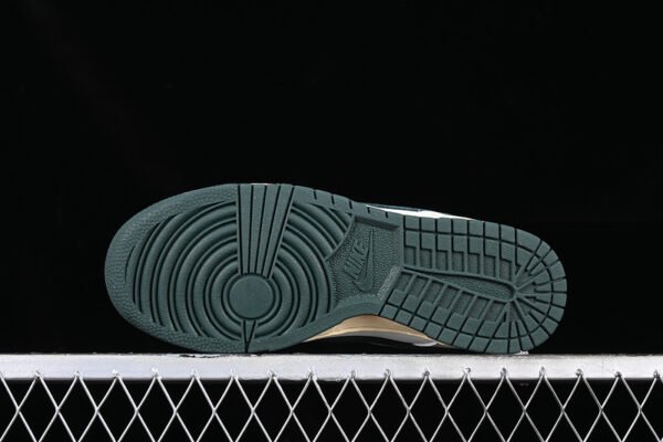 DUNK LOW ATHLETIC DEPARTMENT SAIL_DEEP JUNGLE_COCONUT MILK_WHITE