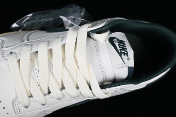 DUNK LOW ATHLETIC DEPARTMENT SAIL_DEEP JUNGLE_COCONUT MILK_WHITE