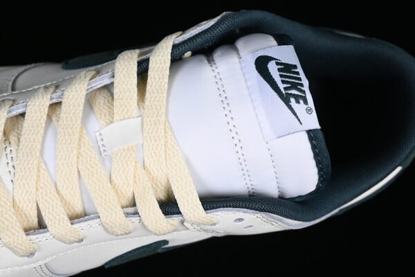 DUNK LOW ATHLETIC DEPARTMENT SAIL_DEEP JUNGLE_COCONUT MILK_WHITE