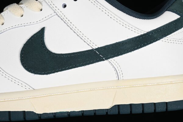 DUNK LOW ATHLETIC DEPARTMENT SAIL_DEEP JUNGLE_COCONUT MILK_WHITE