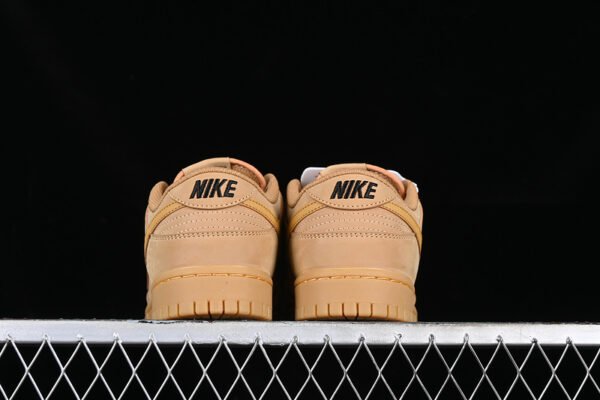 AIR FORCE 1 LOW FLAX_FLAX-GUM LIGHT BROWN-OUTDOOR GREEN