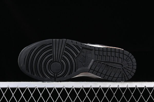DUNK LOW SB BROWN_WHITE_BLACK
