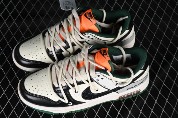 DUNK LOW MIAMI HURRICANES WHITE_BLACK_GREY