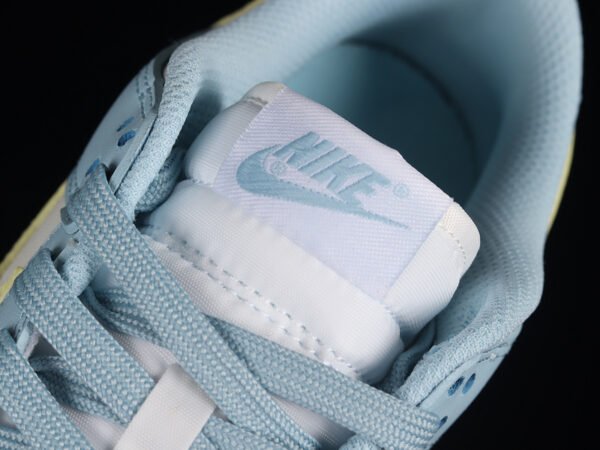 DUNK LOW CITRON TINT WHITE_YELLOW_BLUE
