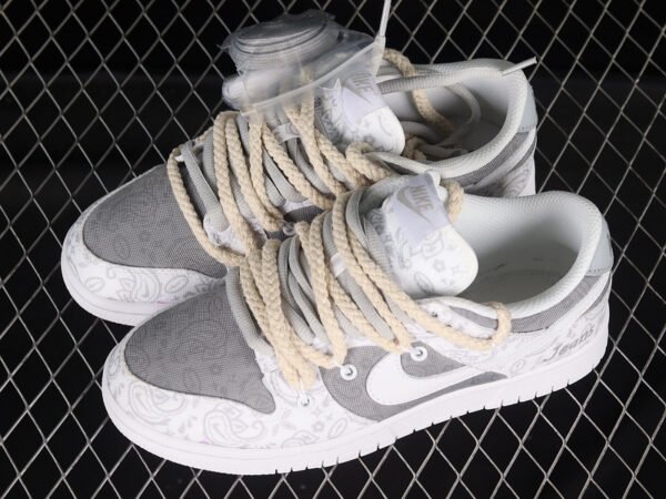 DUNK LOW ESS WHITE_GREY