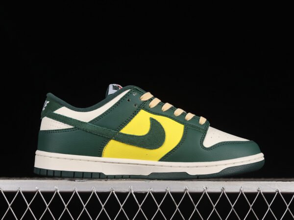 DUNK LOW SAIL_OPTI YELLOW_PICANTE RED_NOBLE GREEN