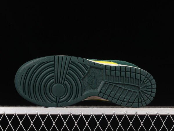 DUNK LOW SAIL_OPTI YELLOW_PICANTE RED_NOBLE GREEN