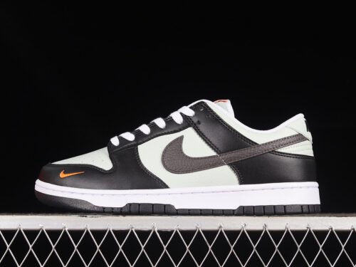 DUNK LOW MINI SWOOSH BLACK_WHITE_TOTAL ORANGE