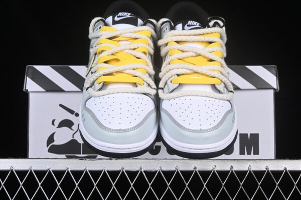 DUNK LOW SB BANANA WHITE_GREY_YELLOW