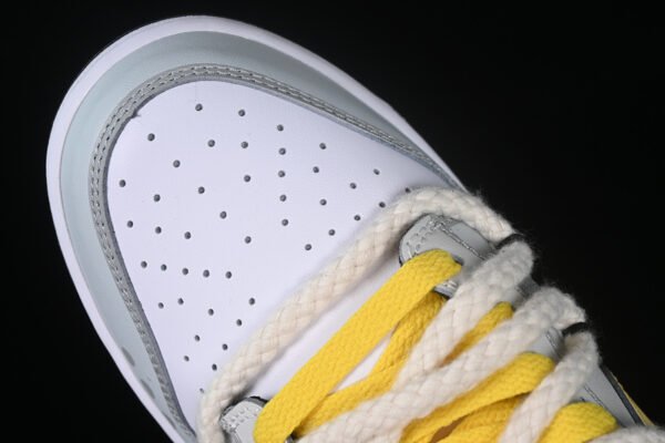 DUNK LOW SB BANANA WHITE_GREY_YELLOW