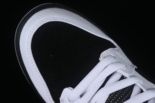 TIGHTBOOTH X DUNK LOW SB WHITE_BLACK_SAFETY ORANGE