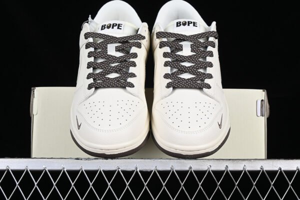 DUNK LOW BAPE WHITE_BROWN