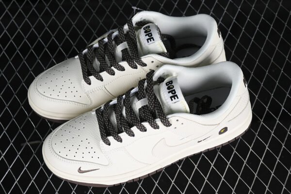 DUNK LOW BAPE WHITE_BROWN
