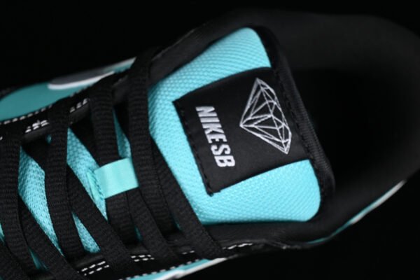 DIAMOND SUPPLY CO X DUNK LOW PRO SB TIFFANY AQUA_CHROME