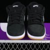 DUNK LOW SB BLACK_WHITE_BLACK_GUM LIGHT BROWN
