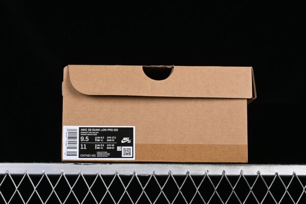 DUNK LOW PRO ISO SB MIDNIGHT NAVY_WHITE_GUM