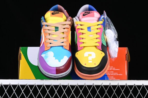 DUNK LOW SB BLACK_WHITE_MULTICOLOR