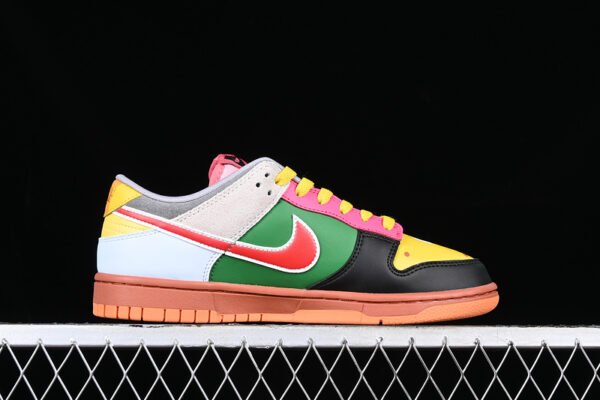 DUNK LOW SB BLACK_WHITE_MULTICOLOR