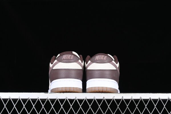 DUNK LOW COCONUT MILK_PLUM ECLIPSE_EARTH