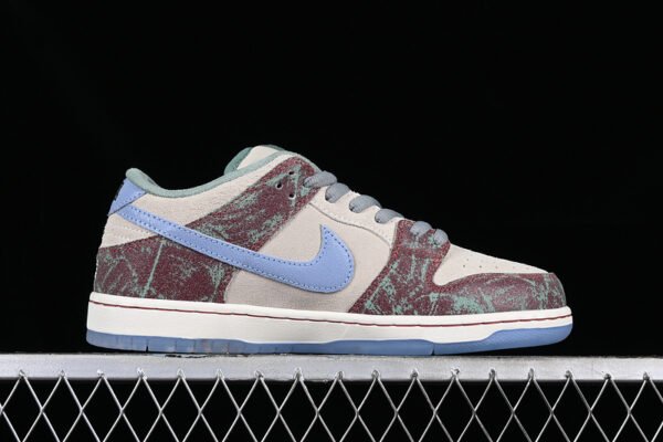CRENSHAW SKATE CLUB X DUNK LOW SB SAIL_LIGHT BLUE_CEDAR
