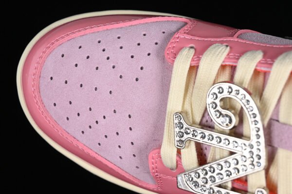 DUNK LOW LX BARBIE PINK FOAM_PALE VANILLA_BLACK_LOTUS PINK