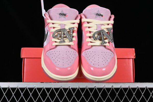 DUNK LOW LX BARBIE PINK FOAM_PALE VANILLA_BLACK_LOTUS PINK