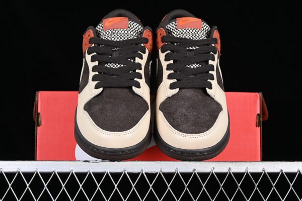 DUNK LOW RED PANDA VELVET BROWN_SANDDRIFT_RUGGED ORANGE