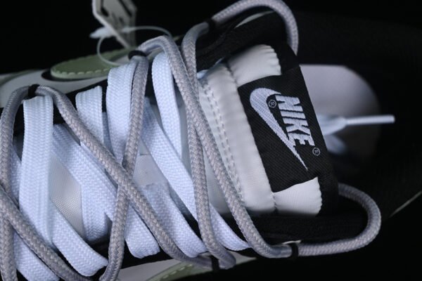 DUNK LOW SB BLACK_WHITE_YELLOW