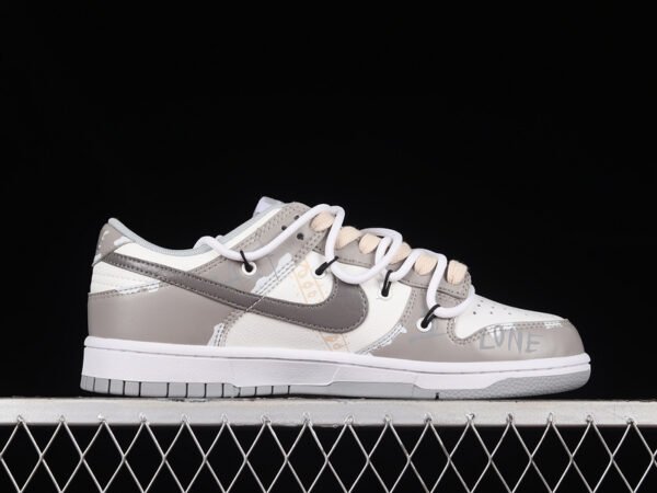 DUNK LOW SB ESS WHITE_NEUTRAL GREY