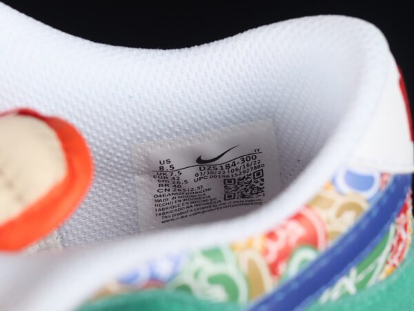 DUNK LOW SB FOAM FINGER STADIUM GREEN_WHITE_UNIVERSITY RED_OLD ROYAL