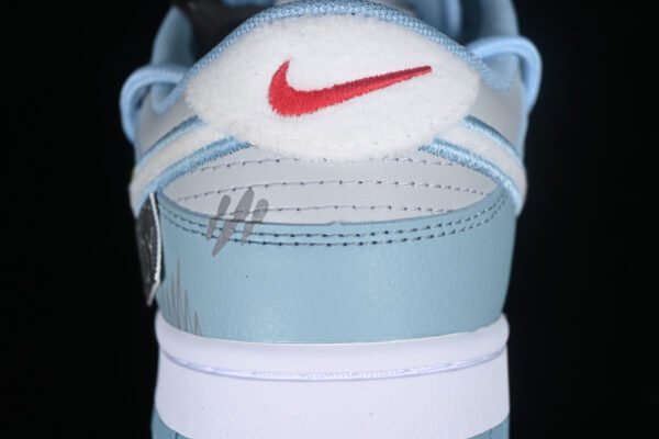 DUNK LOW SB CNY FLEECE SWOOSH_LIGHT BLUE
