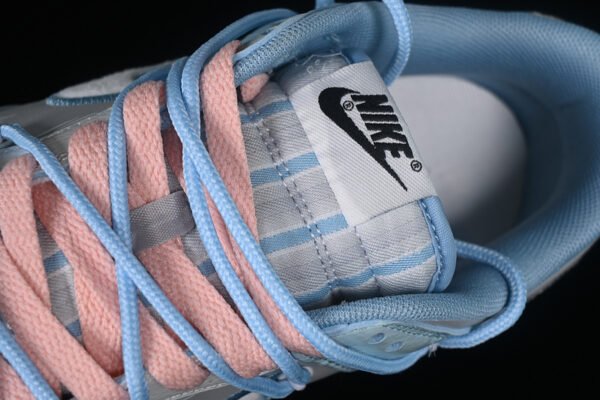 DUNK LOW SB CNY FLEECE SWOOSH_LIGHT BLUE