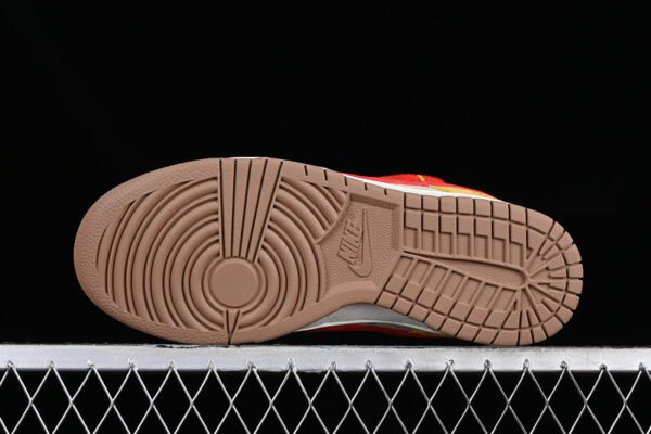 DUNK LOW LV WHITE_YELLOW_RED